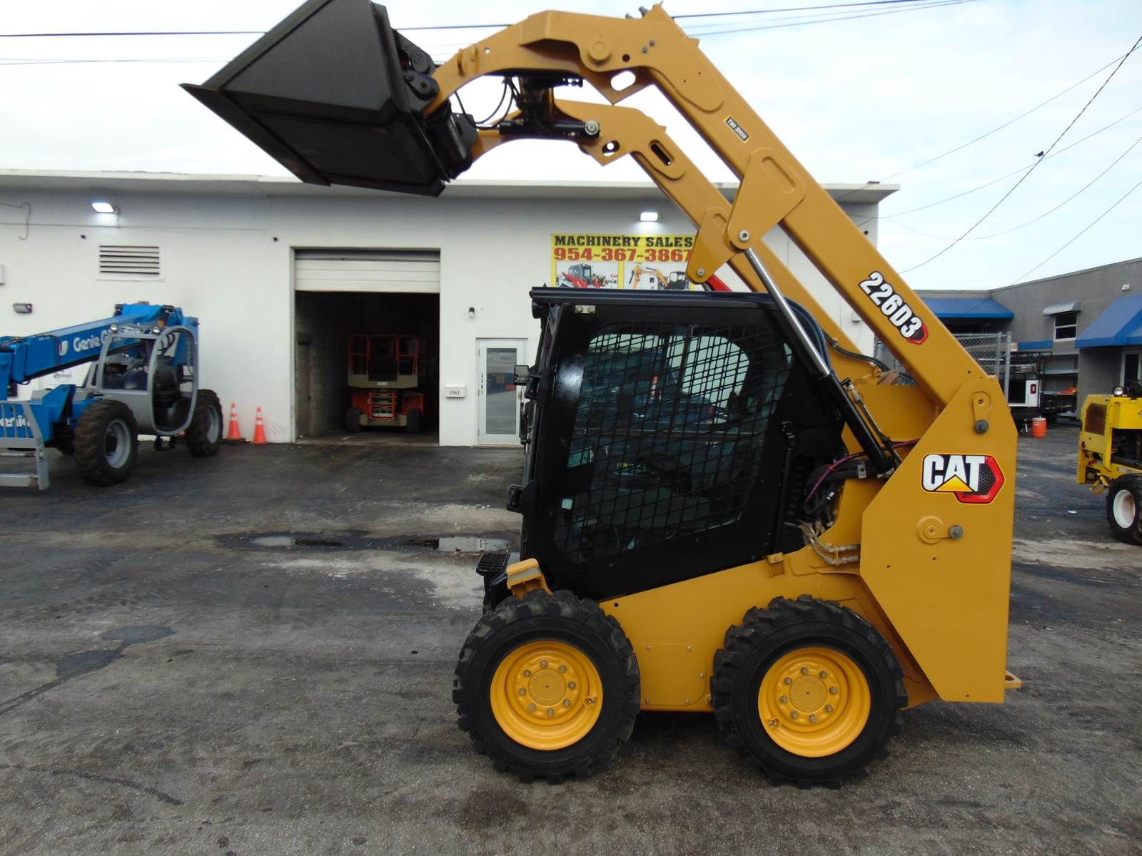 WhatsApp Image 2025-09-18 at 22.22.15